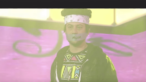 Mum during VH1 performance in 1998